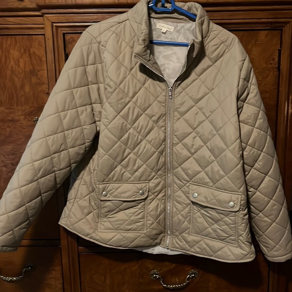 So comfortable tan puffer jacket size large - Picture 1 of 1